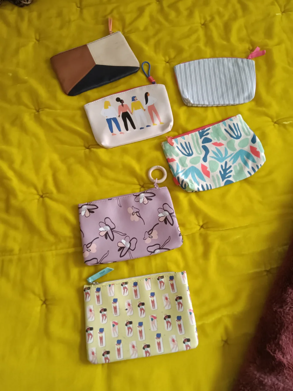 ipsy Kids Pouch Set - Yellow, Pink, Blue, Green, Purple, Brown